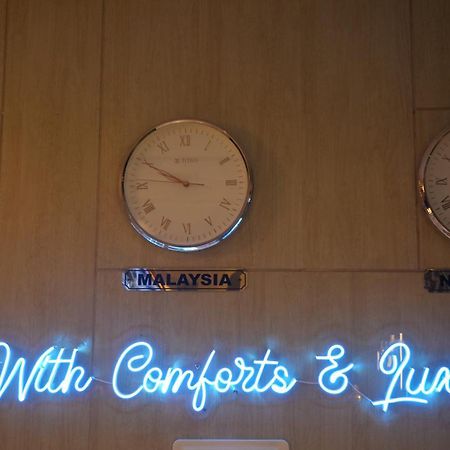 Hotel Mountview Comforts Tirupati Exteriör bild