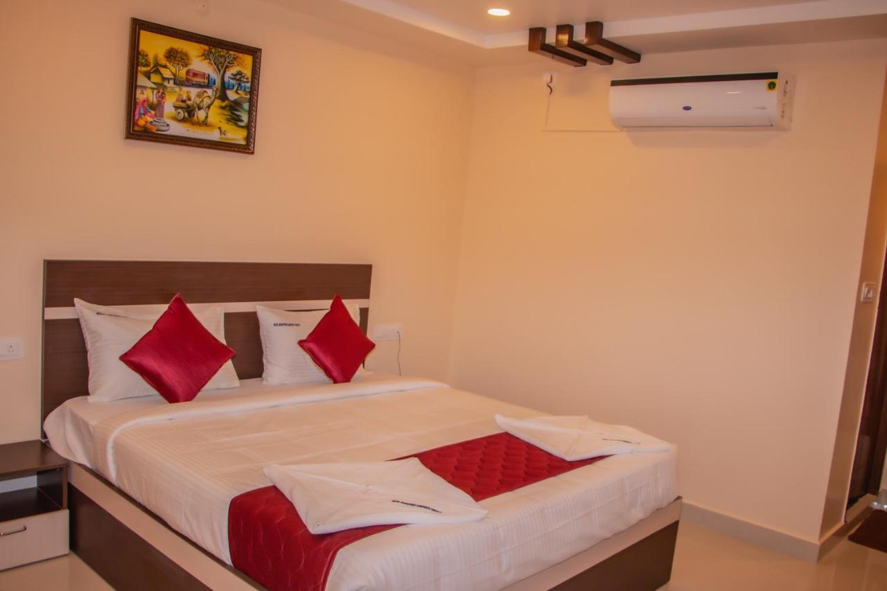 Hotel Mountview Comforts Tirupati Exteriör bild