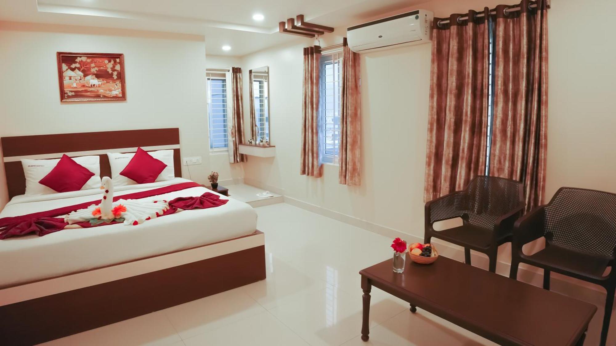 Hotel Mountview Comforts Tirupati Exteriör bild