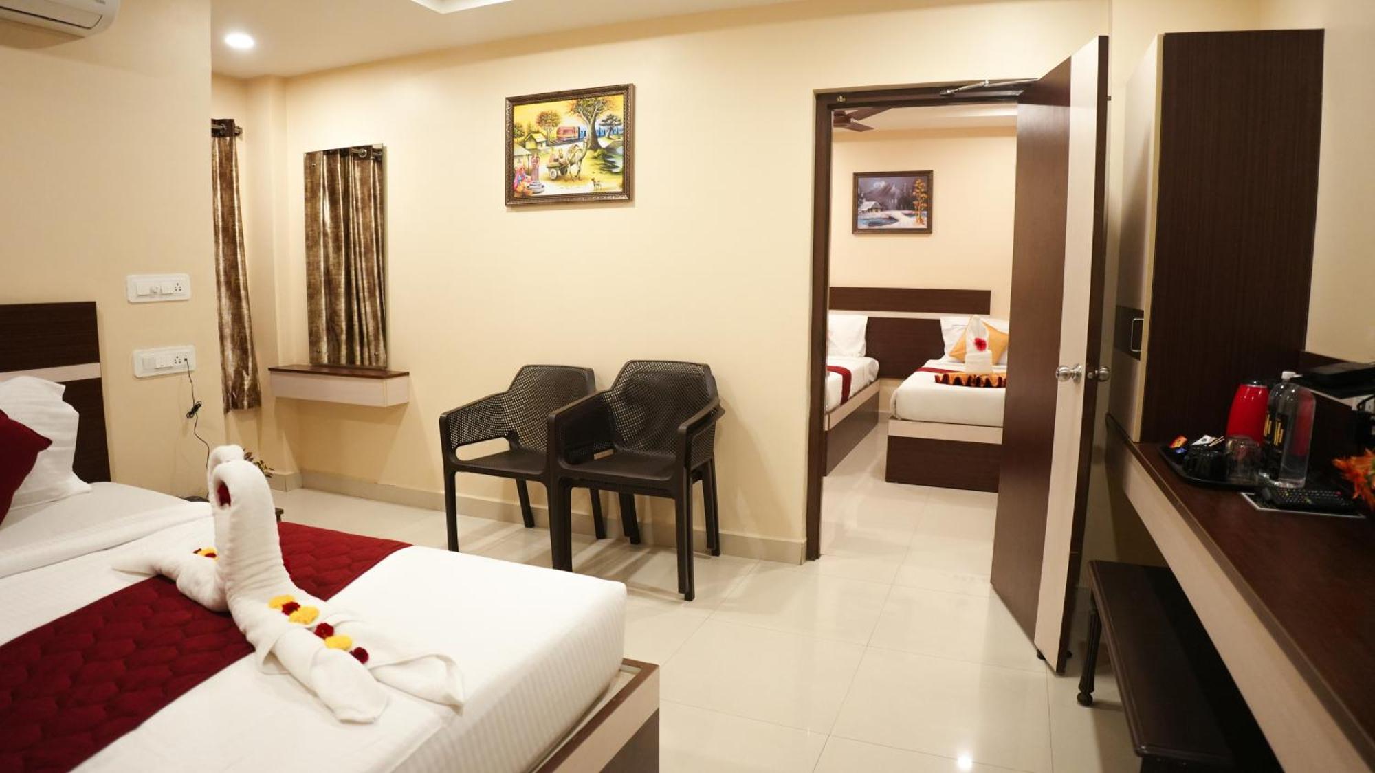 Hotel Mountview Comforts Tirupati Exteriör bild